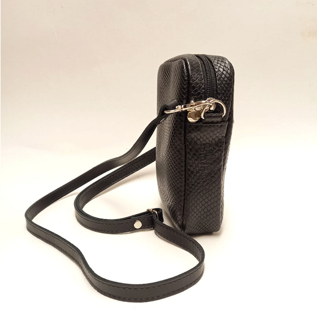 Cartera negra textura porta celular