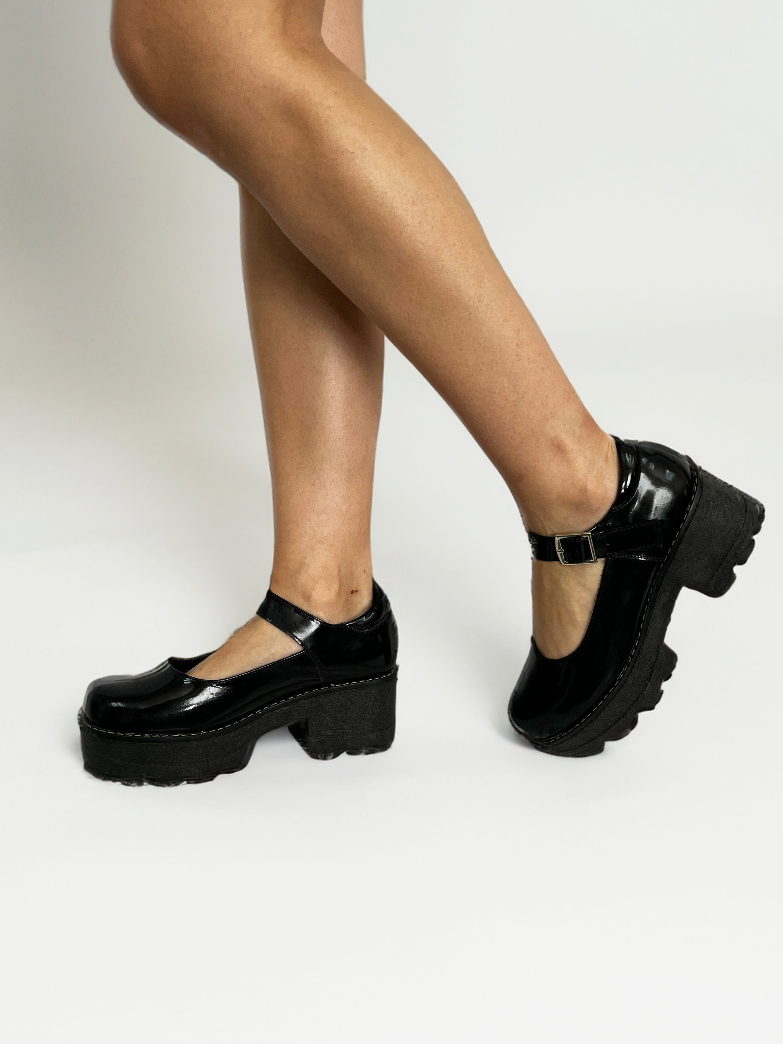 Mary Jane 01 - Negro Charol
