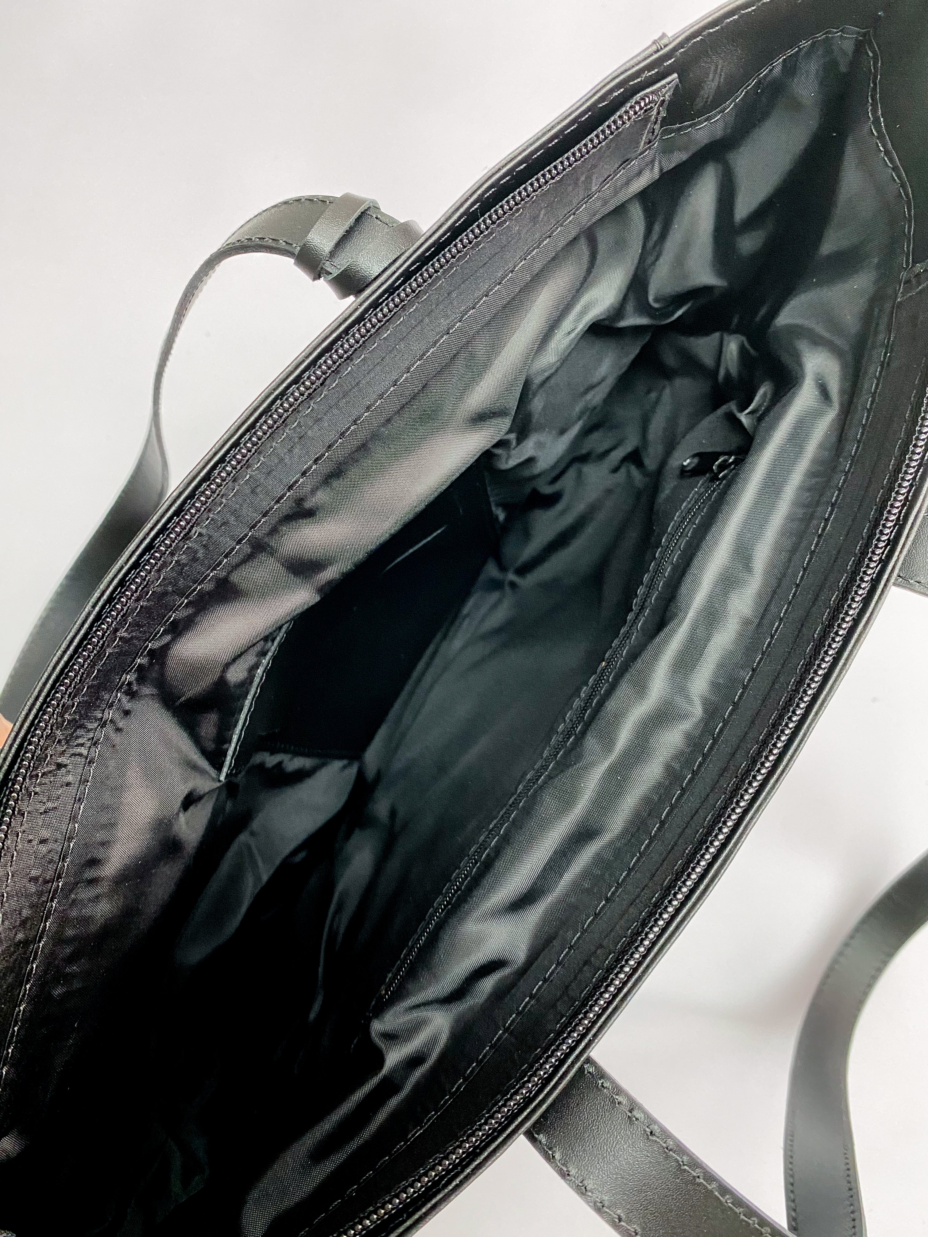 Cartera Negra