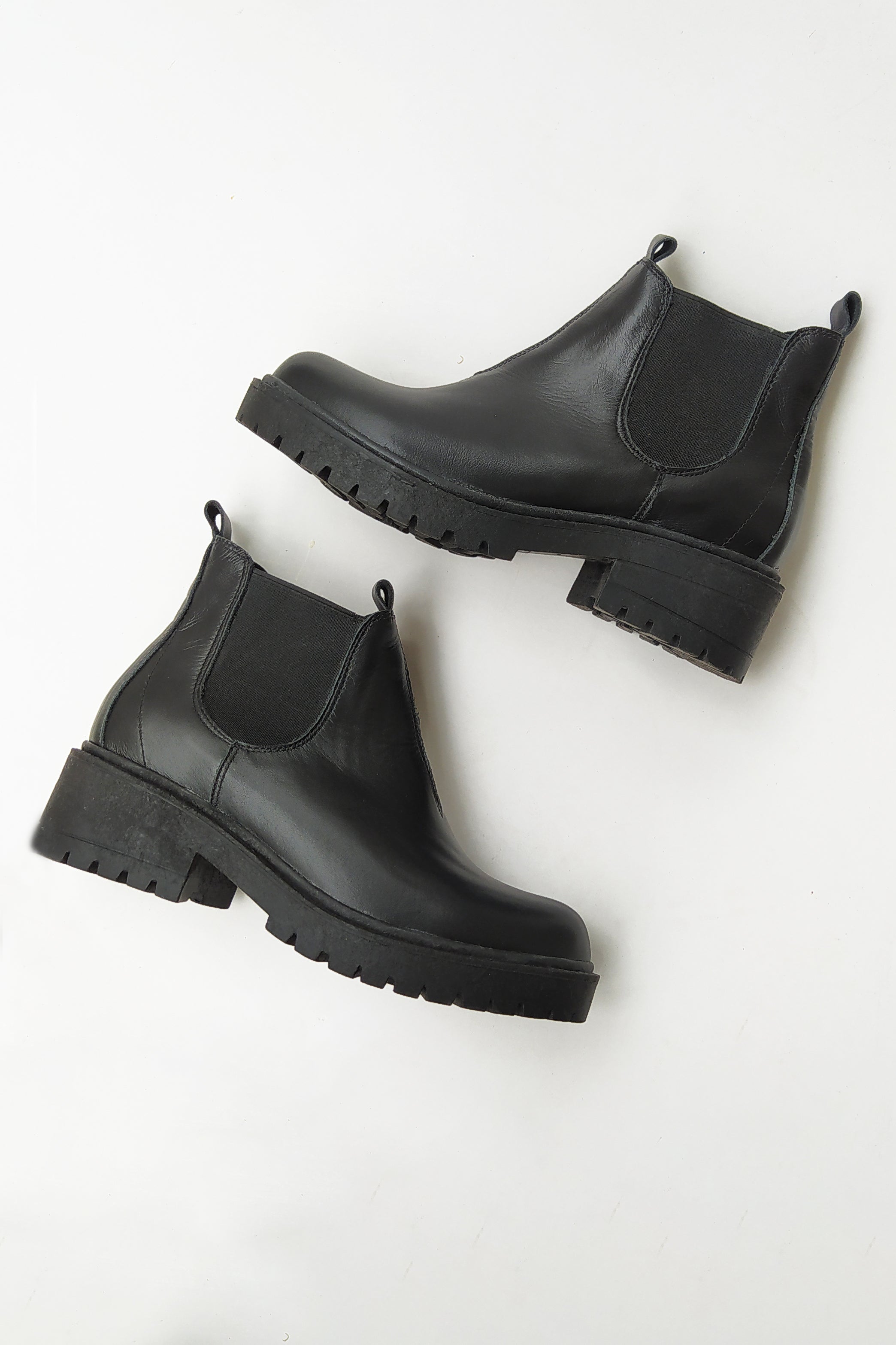 Mau Black